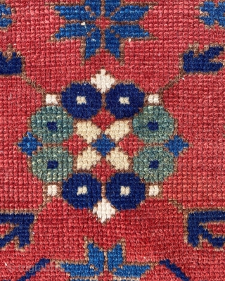 Caucasian Dagestan Kuba Afshan rug in very good condition. 100x152 cm (40”x 60”). Shiny colors, great weave!                