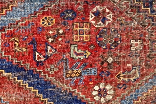 Richly coloured Shiraz/ Khamseh (?), 1900-1920, 217x300 cm (7"1' x 9",10').

Large herd of animals, shiny colors, worn rug.               