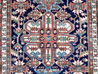 Heriz Karadja 1920, 152x188 cm. Bright colors, vegetable dyes, harmony.                       