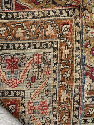 19th century Anatolian Fertek Rug. Size 134 x 180 cm.
metinrug77@gmail.com                       