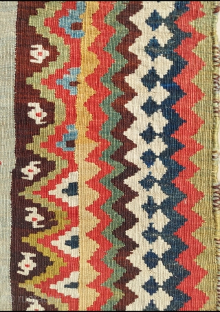 Qashqai Kilim circa 1870 size: 152 x 300 cm                        