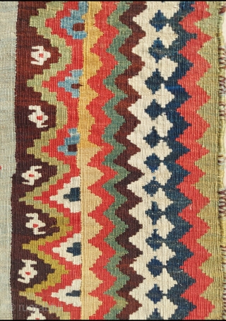 Qashqai Kilim circa 1870 size: 152 x 300 cm                        