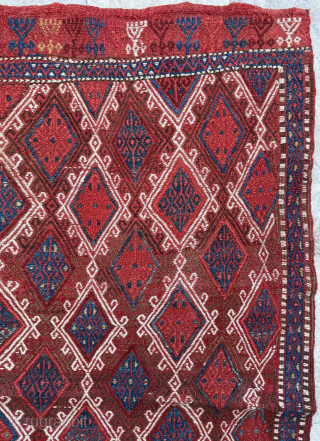 Anatolian Cicim circa 1900 size 83 x 108 cm                        
