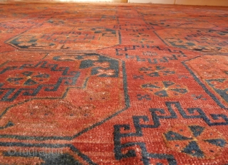 Old afghan Ersari  carpet

The carpet is in excellent condition pile. Hand washed and ready for use or display. 
Rare square size : cm. 300*300 ( both ends original kilim cm. 20)
P.Cat  ...