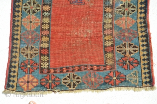 Small dated rug caucasain?
Size is 127 x 73 cm or 4.2 x 2.5 ft                   