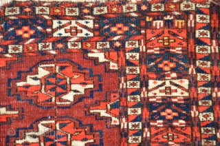 Tekke chuval end 19th century.
size is 120 x 68 cm or 3.1 x 2.1 ft                  