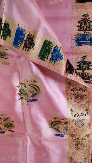 Pink colour royal vintage sari from central India 1900 C. Made in pure silk with real zari and the silk is from Assam and woven in Madhya Pradesh India also called as  ...