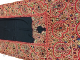 Pashmina with silk hand embroidered men's mufler  from Kashmir India 1900 .c the mufler is in great condition the size of mufler is 250 cm X 50 cm.    