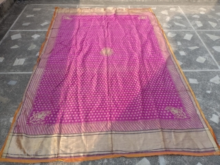 Vintage real Zari dupatta from Varanasi Uttar Pradesh India used by the royal families the dupatta is in mint wearable condition the size of the dupatta is 274 cm X 198 cm. 