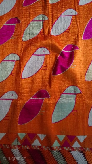 Very rare tota(parrot)Phulkari  Bagh from east punjab india in very good and mint condition.                  