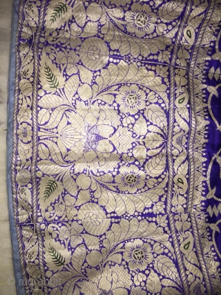 Brocade real Zari (silver) skirt from Varanasi Uttar Pradesh India also called as khali ghaghra its Length is 91.5 cm and the complete circle is 387 Cm      