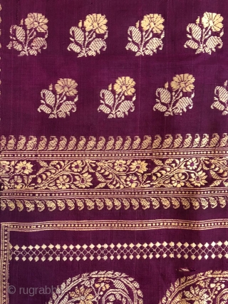 Vintage Baluchuri sari from  Murshidabad district of West Bengal India 1900c. With nice paisley design in pallu and flower buttis allover the size of this sari is 443 cms.   