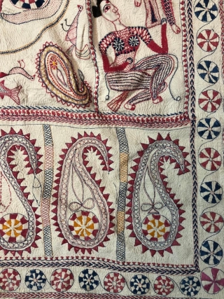 Vintage fine quality kantha from murshidabad district of West Bengal India 1900C. with nice apsaras around the circle and Paisley at the both bottoms are the very fine examples of hand embroidery  ...