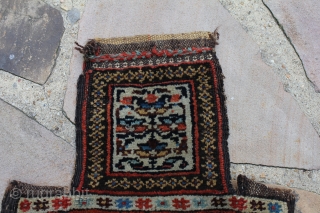 This is a late 19th century Afshar Salt Bag that measures 1.2 x 1.8 feet. It was an all-wool foundation and is made using 100% natural vegetable dyes.  A salt bag  ...