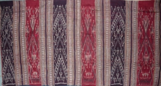 very nice cotton and silk ikat skirt (called spirit skirt, as they are also worn by the shaman), laos, taidaeng tribes, early 20th century, 130x 68cm (not including the new upper white  ...