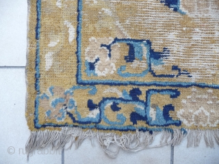 wheel medaillon ningxia square with nice wool, good yellow and nice light blue. condition and charisma visible. china around 1800.             