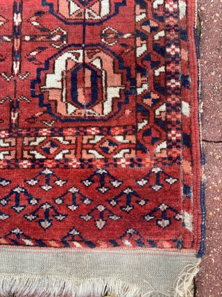 turkmen wedding rug..odd one
good in pile need a good wash!                       