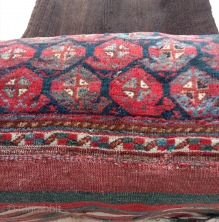 ningxia lama throne back fragment with top wool and colors, elongated fo dog with saddle.on his back... nice early 18century piece for little money         