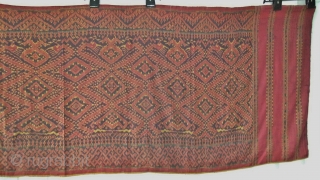 Cambodian textiles 
Cambodia 002 (280cm x 88cm - 110in x 34,5in) large naga, good condition, color very good, small damages, age late 19th century.         