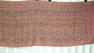 Cambodian textiles 
Cambodia 003 (330cm x85cm - 130in x 33,5in) condition 2 small tear, faded color, extremely beautiful and rare, age late 19th century.         
