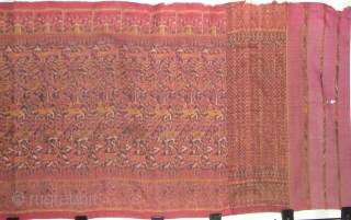 Cambodian textiles
Cambodia 006 - 300cm x 90cm -118in x 35.5 in, silk Ikat ,Small tears on sides and bottom, very rare and good cloth, good color, approx. late 19th early 20th century. 