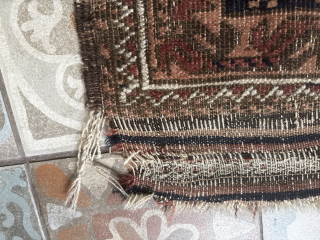 Old Baluch, issue in a corner.
Cm. 166x100
Contact: patri0562@gmail.com