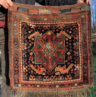 Very nice antique bag face, Khamseh? 66x67cm                          