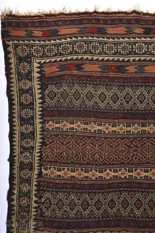 "There is geometry in the humming of the strings, there is music in the spacing of the spheres." Pythagoras
Baluch kilim, 19th century. Nearly perfect condition with original sides & ends. Great range  ...