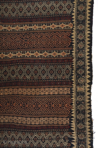 "There is geometry in the humming of the strings, there is music in the spacing of the spheres." Pythagoras
Baluch kilim, 19th century. Nearly perfect condition with original sides & ends. Great range  ...