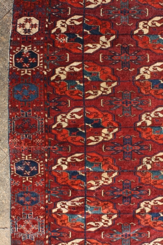 "The knowledge of which geometry aims is the knowledge of the eternal." Plato Turkmen Tekke main carpet, early to mid 1800's. Burning colors after 150-200 years .... More beauties: http://rugrabbit.com/profile/5160   