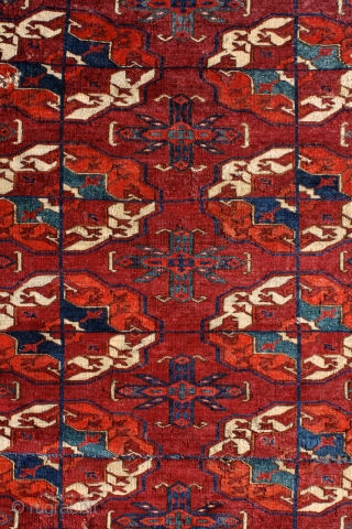 "The knowledge of which geometry aims is the knowledge of the eternal." Plato Turkmen Tekke main carpet, early to mid 1800's. Burning colors after 150-200 years .... More beauties: http://rugrabbit.com/profile/5160   