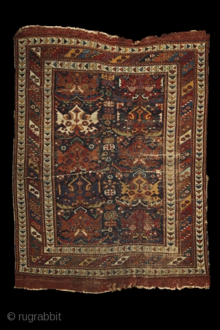 Afshar 'shield/palmettes/flame' rug, wool on wool, 1,68 x 1,23 m. Real, precommercial, tribal piece from the 2nd half of 19th century, worn allover, but still has a shining charisma and fresh organic  ...