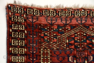 "Remember, the entrance door to the sanctuary is inside you." Rumi
Turkmen Tekke 'Ensi' (yurt door rug). 19th century. Unusually small size.
A very well preserved example from a rare group of Tekke Ensis  ...