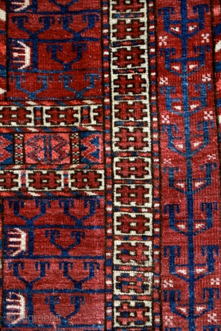 "Remember, the entrance door to the sanctuary is inside you." Rumi
Turkmen Tekke 'Ensi' (yurt door rug). 19th century. Unusually small size.
A very well preserved example from a rare group of Tekke Ensis  ...