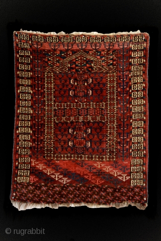 "Remember, the entrance door to the sanctuary is inside you." Rumi
Turkmen Tekke 'Ensi' (yurt door rug). 19th century. Unusually small size.
A very well preserved example from a rare group of Tekke Ensis  ...