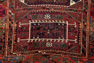 Reshwan rug, ca. 1870., Eastern Anatolia, 170x120cm. Pre-commercial, tribal piece. Magnific, elegant, deeply saturated all organic dyes incl. many refreshing greens.... glowing, silky wool. Original kilim finishing on both ends with Cicim  ...