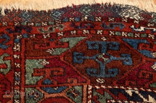 Reshwan rug, ca. 1870., Eastern Anatolia, 170x120cm. Pre-commercial, tribal piece. Magnific, elegant, deeply saturated all organic dyes incl. many refreshing greens.... glowing, silky wool. Original kilim finishing on both ends with Cicim  ...