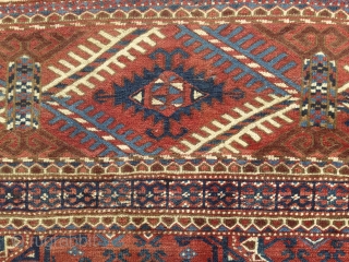 Turkmen "Turreted"/Pendi Göl rug, 100x150cm, soft wool, very fine graphic weaving, pile is full except on some parts, where it was folded, no repair, original selvages and kilim ends, perfect saturated light  ...