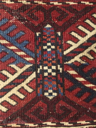 Turkmen "Turreted"/Pendi Göl rug, 100x150cm, soft wool, very fine graphic weaving, pile is full except on some parts, where it was folded, no repair, original selvages and kilim ends, perfect saturated light  ...