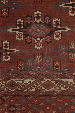 Yomud "Kepse" main carpet, at least mid. 19th century, 320x210 cm, wonderfully balanced spacious design with floating, rounded -early type of- Kepse-göls, and rare type of skirt design. Deep and saturated natural  ...