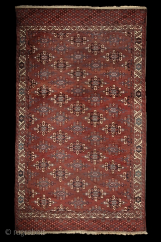 Yomud "Kepse" main carpet, at least mid. 19th century, 320x210 cm, wonderfully balanced spacious design with floating, rounded -early type of- Kepse-göls, and rare type of skirt design. Deep and saturated natural  ...