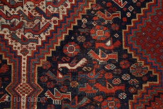 Monumental Khamseh "Bird" carpet, 380x195 cm ! , never senn this kind of rug in that size earlier... The quality is perfect from every point of view, wool, colors...
Colors are saturated and  ...