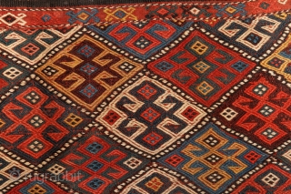 How to create a rythm from colors? Kurdish mafrash, 19th century, Caucasus. Complete, in mint condition.More pieces: http://rugrabbit.com/profile/5160               