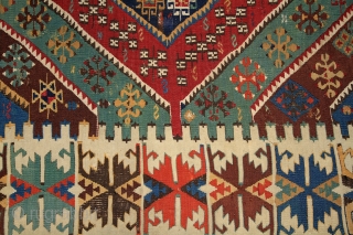 Malatya - Rashwan kilim, 175x320 cm, mid. 19th century
Perfect, very deeply saturated, all natural colors, fresh turquoise greens, perfect deep indigo and more different blue, yellow, red and so on...
full anatolian color  ...