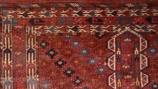 Yomud Ensi, 19th century. Mint condition, full juicy pile allover, original sides and kilim on both ends, original tassels. There are a few redone knots here&there, but it is really in mint  ...