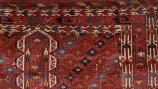 Yomud Ensi, 19th century. Mint condition, full juicy pile allover, original sides and kilim on both ends, original tassels. There are a few redone knots here&there, but it is really in mint  ...