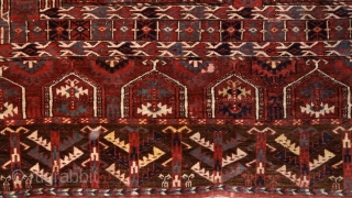 Yomud Ensi, 19th century. Mint condition, full juicy pile allover, original sides and kilim on both ends, original tassels. There are a few redone knots here&there, but it is really in mint  ...