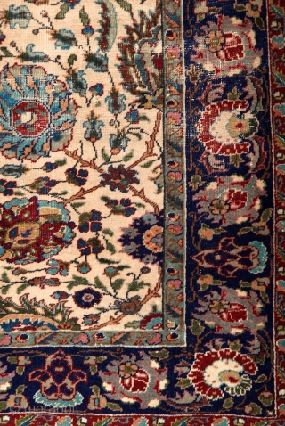 Kayseri "Manchester" rug, wool on cotton, very fine knotting with soft, silky touch. Very characteristic "Shah abbas" field design The cream-ivory ground makes the movement of the leaves and flowers dynamic and  ...