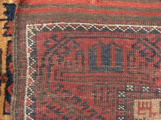 Beludj, Persia, 2,05 x 0,97 m, late 19th century.
In very good condition, high piles, original kilim endings, original sides, needed no repair.           