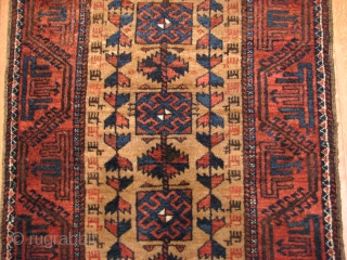 Beludj, Persia, 2,05 x 0,97 m, late 19th century.
In very good condition, high piles, original kilim endings, original sides, needed no repair.           